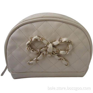 PU Cosmetic Bag for Promotional Gifts with Quilting Design, Sized 8 x 7 x 13.5cm